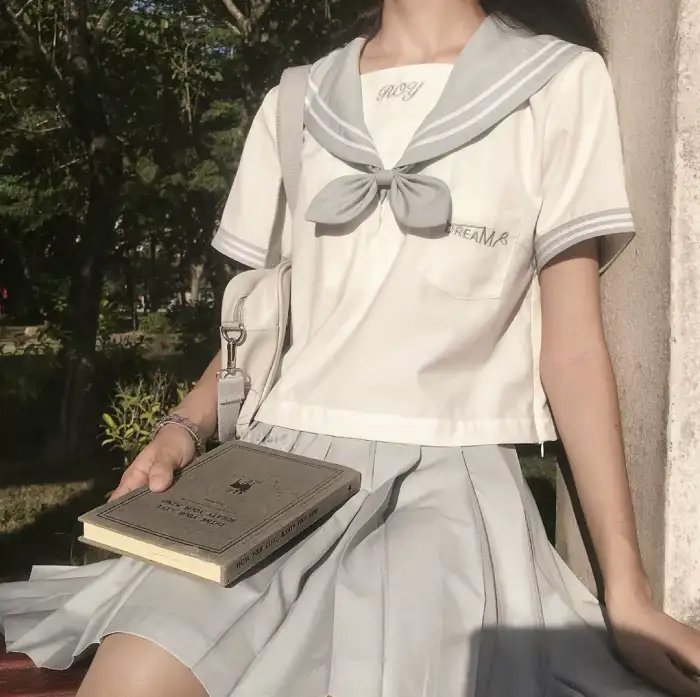 夏日女教师